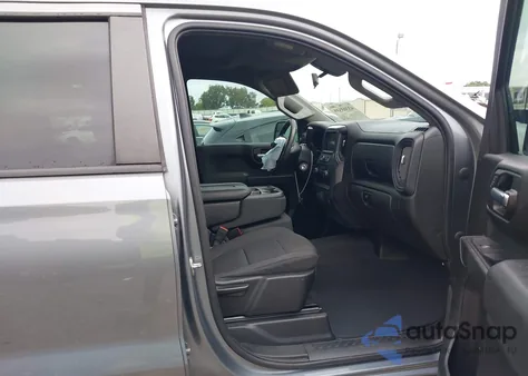 2021 Chevrolet Silverado 1500 4Wd Short Bed Wt z USA, uszkodzony, nr VIN 1GCUYAEF7MZ222128